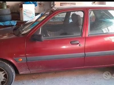 Usata Ford Fiesta 53 CV (38 kW) 2001 Utilitaria