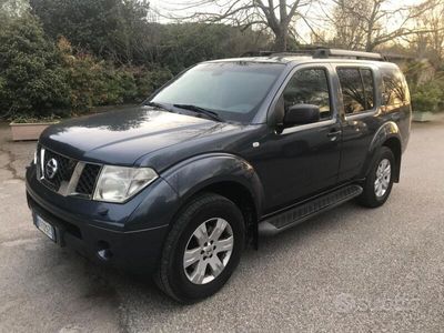 usata Nissan Pathfinder 2.5 dCi XE Plus Gancio Traino 7