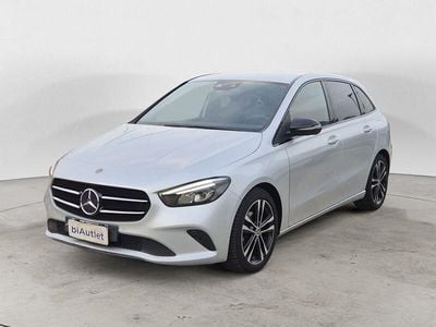 Usata Mercedes B180 116 CV (85 kW) 2019 Argento Monovolume