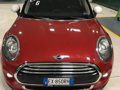 Usata Mini Cooper D 116 CV (85 kW) 2014 Rosso Utilitaria