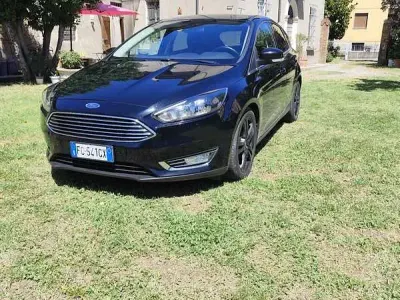 Usata Ford Focus Titanium S 125 CV (91 kW) 2016 Berlina