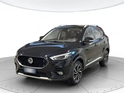 Usata MG ZS Luxury 106 CV (77 kW) 2024 Nero SUV