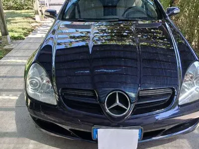 Usata Mercedes SLK200 163 CV (119 kW) 2005 Blu/azzurro Cabrio