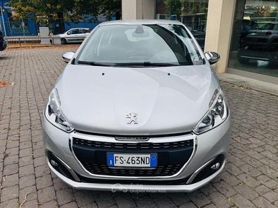 Usata Peugeot 208 75 CV (55 kW) 2019 Argento Utilitaria