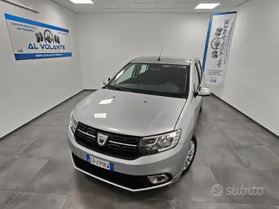 Usata Dacia Sandero Comfort 73 CV (53 kW) 2020 Grigio Berlina