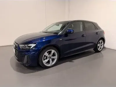 Usata Audi A1 S-Line 150 CV (110 kW) 2024 Blu navarra metallizzato SUV