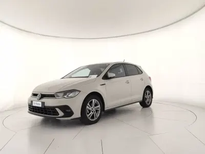 Usata VW Polo R-line 95 CV (69 kW) 2023 Ascot grey Utilitaria