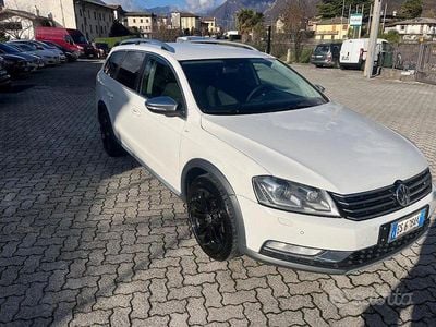 Usata VW Passat Alltrack 177 CV (130 kW) 2013 Bianco Station wagon