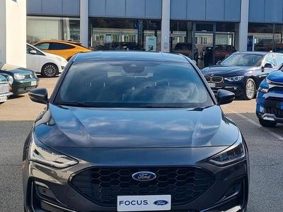 Usata Ford Focus ST-Line 125 CV (91 kW) 2022 Grigio Berlina
