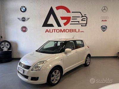 Usata Suzuki Swift 92 CV (67 kW) 2010 Bianco Utilitaria