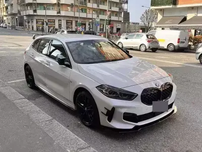 Usata BMW 118 Efficient Dynamics 136 CV (100 kW) 2025 Bianco Utilitaria