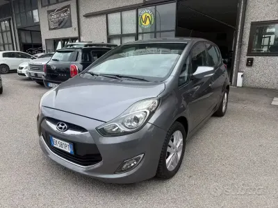 Usata Hyundai ix20 Style 90 CV (66 kW) 2011 Grigio Utilitaria