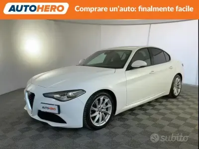 Usata Alfa Romeo Giulia 179 CV (131 kW) 2017 Bianco Berlina