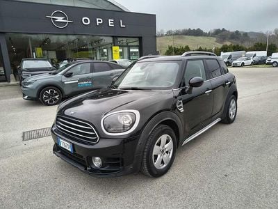 Usata Mini ONE 102 CV (75 kW) 2019 Nero Utilitaria