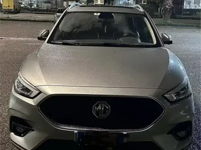 Usata MG ZS 111 CV (81 kW) 2023 Grigio SUV