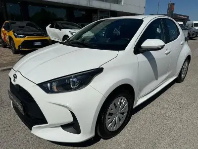 Usata Toyota Yaris Hybrid