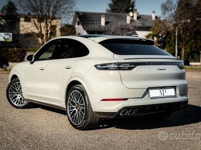 Usata Porsche Cayenne Platinum Edition 340 CV (250 kW) 2022 Bianco SUV