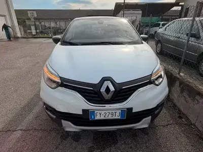 Usata Renault Captur 90 CV (66 kW) 2019 Bianco SUV