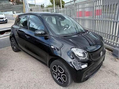 Usata Smart ForFour Passion 71 CV (52 kW) 2016 Nero Utilitaria