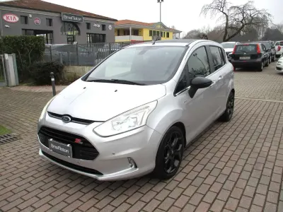 Begagnad Ford B-MAX Titanium 95 HK (69 kW) 2013 Silver Minibuss