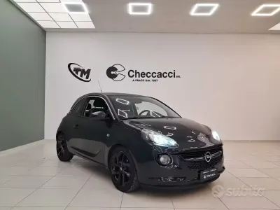 Usata Opel Adam Edition 69 CV (50 kW) 2014 Nero Utilitaria