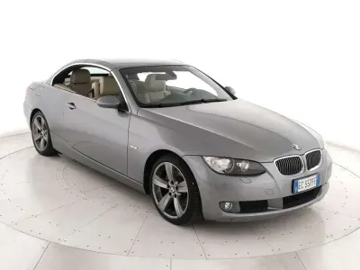 Usata BMW 325 Cabriolet 197 CV (144 kW) 2010 Cabrio