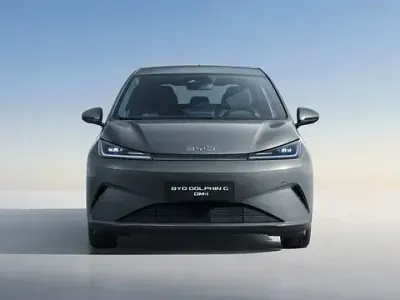Nuova BYD Dolphin Boost 155 kW (212 CV) 2026 Time grey Utilitaria