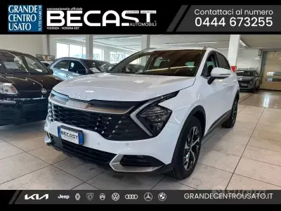 Begagnad Kia Sportage Style 179 HK (131 kW) 2023 Vit SUV