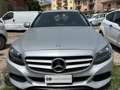 Usata Mercedes C180 Business 116 CV (85 kW) 2015 Grigio Station wagon