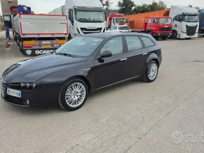 Usata Alfa Romeo 159 150 CV (110 kW) 2008 Nero Station wagon