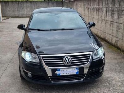 usata VW Passat PassatVI 2005 Berlina 2.0 tdi Comfortline dpf