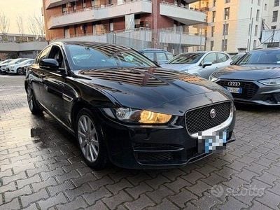 Usata Jaguar XE Prestige 180 CV (132 kW) 2018 Nero Berlina