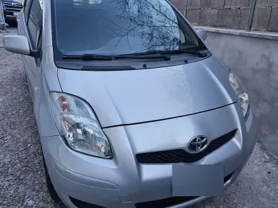 Usata Toyota Yaris 69 CV (50 kW) 2009 Utilitaria