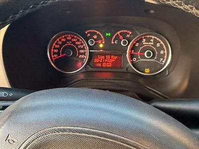 Usata Fiat Doblò 105 CV (77 kW) 2015 Grigio Monovolume