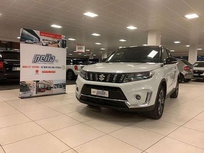 Bianco Usata 2023 Suzuki Vitara SUV | 21.900 € (Buon prezzo)