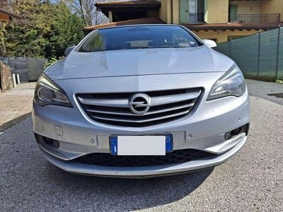 Occasion Opel Cascada Cosmo 170 ch (125 kW) 2016 Bleue Cabriolet