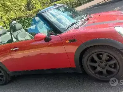 Usata Mini Cooper Cabriolet 116 CV (85 kW) 2008 Rosso Cabrio