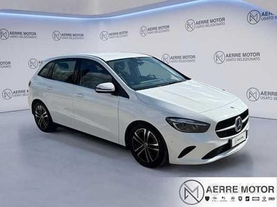Usata Mercedes B180 Advanced 136 CV (100 kW) 2023 Bianco Monovolume