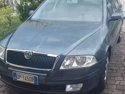 Usata Skoda Octavia 105 CV (77 kW) 2008 Grigio Station wagon