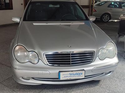Mercedes C200