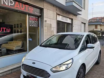 Usata Ford S-MAX Vignale 190 CV (139 kW) 2019 Bianco Monovolume