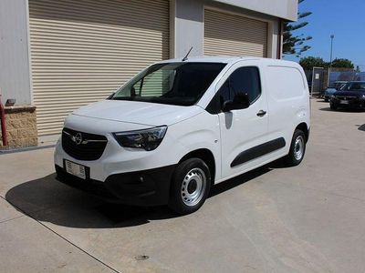Usata Opel Combo 101 CV (74 kW) 2021 Bianco Monovolume