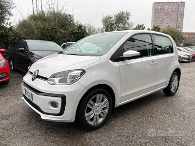 Usata VW up! high up! 75 CV (55 kW) 2018 Bianco Utilitaria
