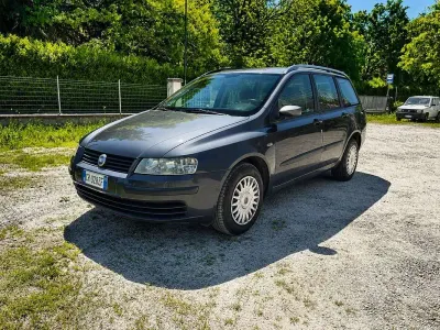 Usata Fiat Stilo Dynamic 140 CV (102 kW) 2004 Grigio Station wagon