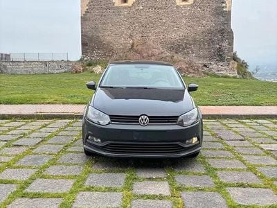 Usata VW Polo Trendline 90 CV (66 kW) 2015 Grigio Berlina