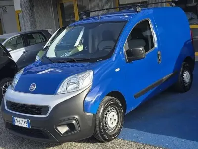 Usata Fiat Fiorino 80 CV (58 kW) 2018 Blu/azzurro Monovolume
