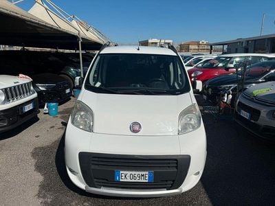 Usata Fiat Qubo Trekking 95 CV (69 kW) 2014 Bianco Monovolume