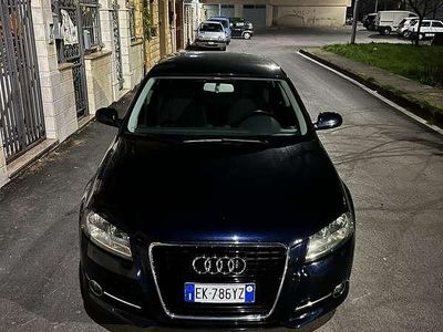 Usata Audi A3 Young 90 CV (66 kW) 2011 Blu Berlina