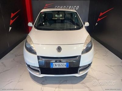 Usata Renault Scénic III 110 CV (80 kW) 2012 Bianco Monovolume