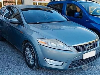 Usata Ford Mondeo Ghia 140 CV (102 kW) 2007 Grigio Station wagon